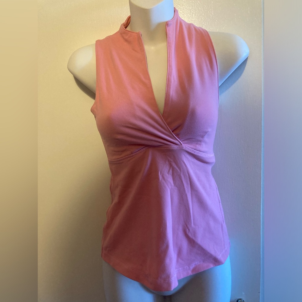 Lululemon size 6